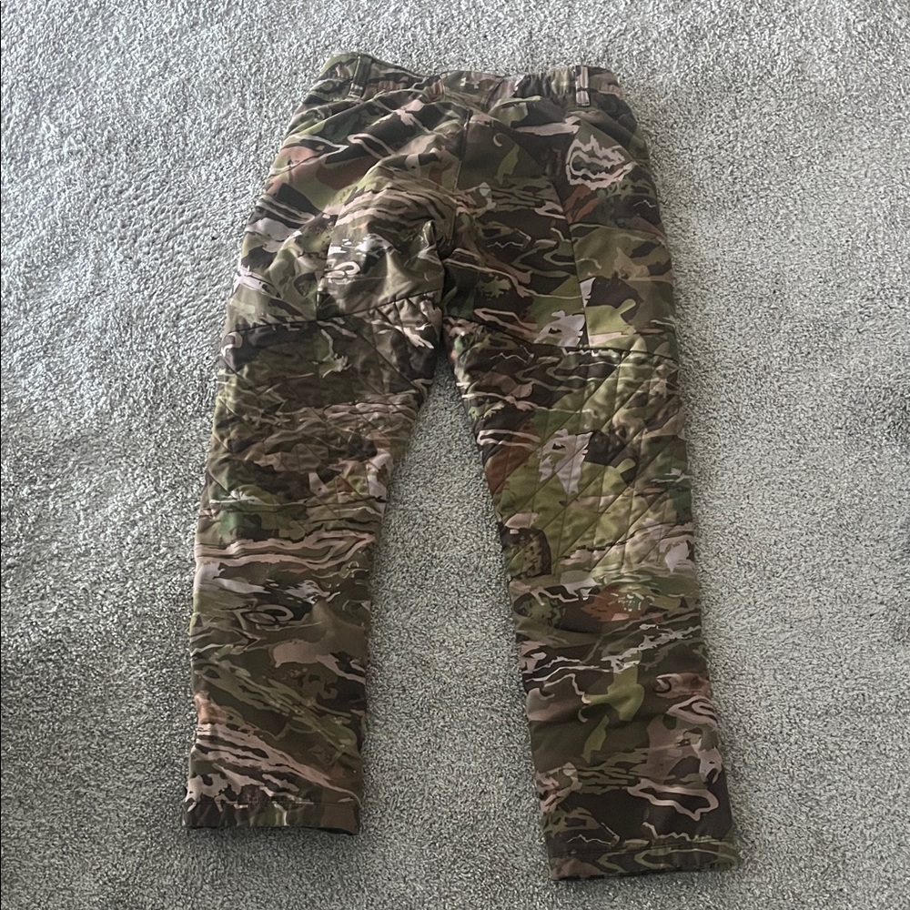 Under Armour Camouflage Boot Cut Pants - Picture 2 of 3